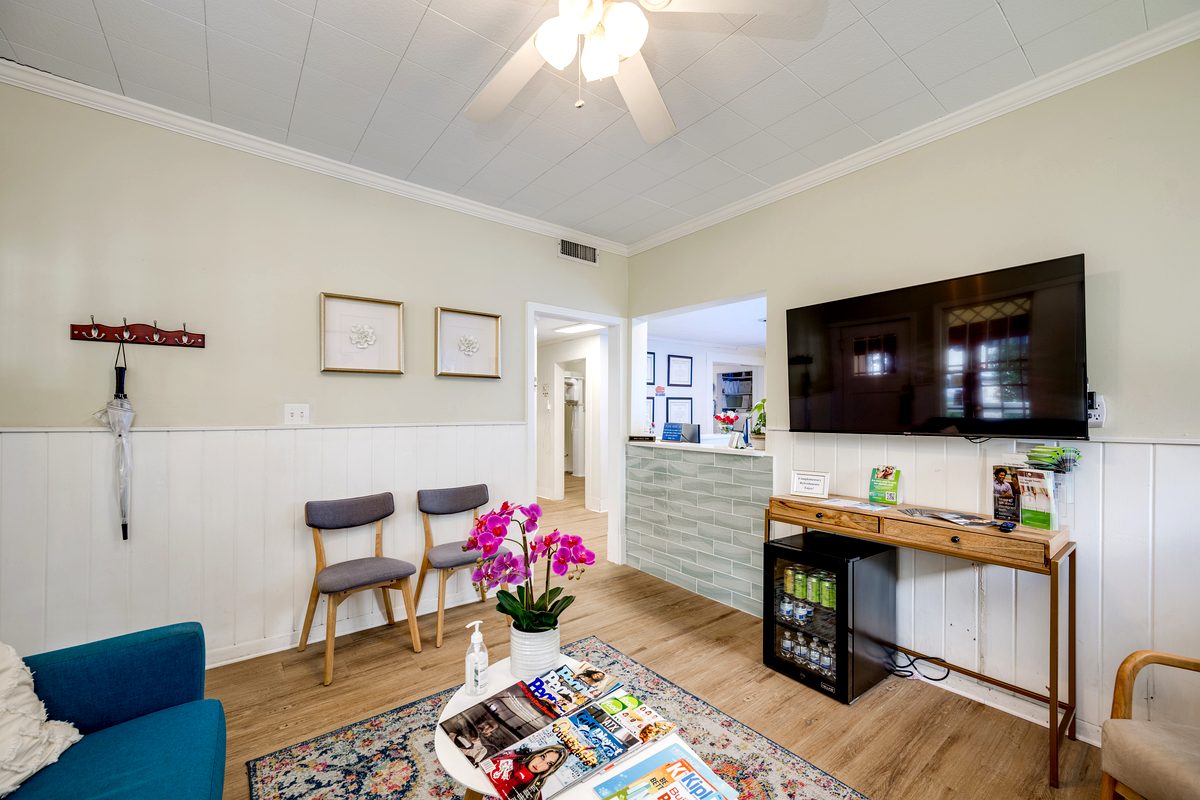 KoLa Dentistry modern treatment room