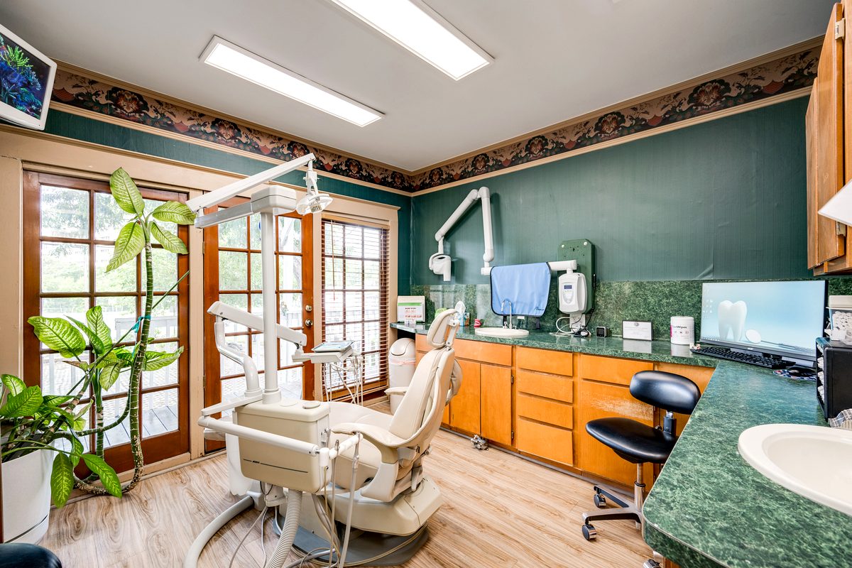 KoLa Dentistry treatment room